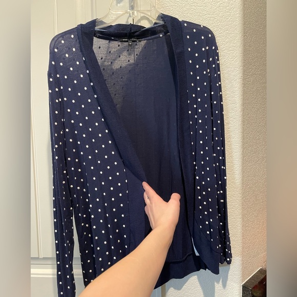 Womens Basement Basic Cardigan, Size Medium - Picture 7 of 15